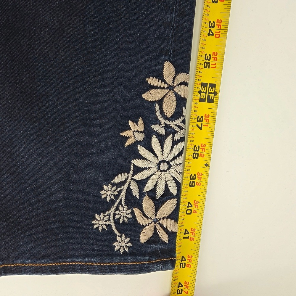 Driftwood Kelly Jazzy Daisy Embroidered Floral Boho Bootcut Dark Wash Jean 29x33 - Picture 14 of 14